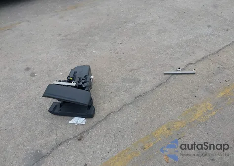 2023 Rivian R1T Adventure Quad Motor Large Pack z USA, uszkodzony, nr VIN 7FCTGAAA2PN019081